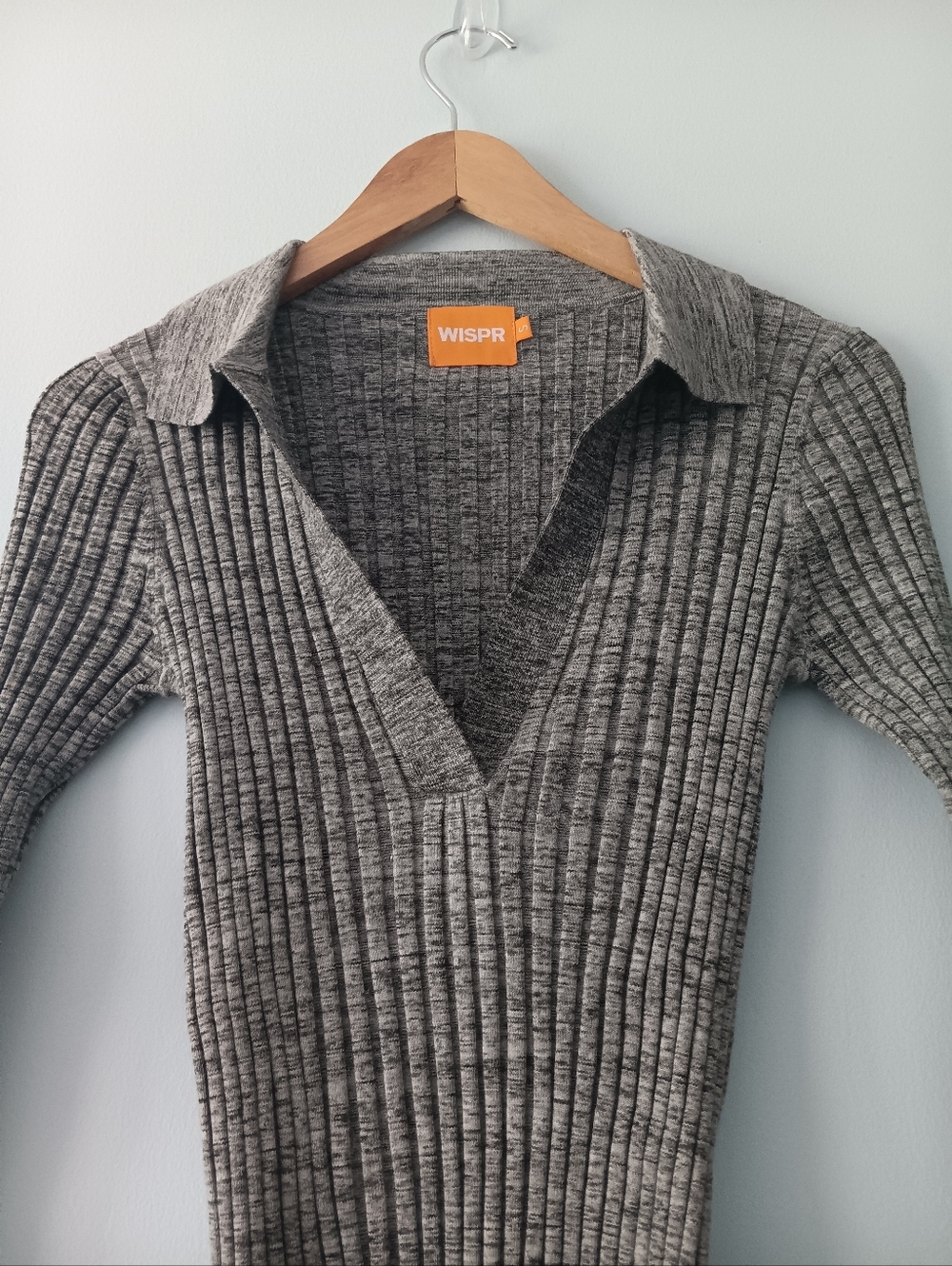 WISPR Gray Ribbed V Neck Polo Fitted Top Flared Sleeve Neon Trim S - Picture 4 of 7